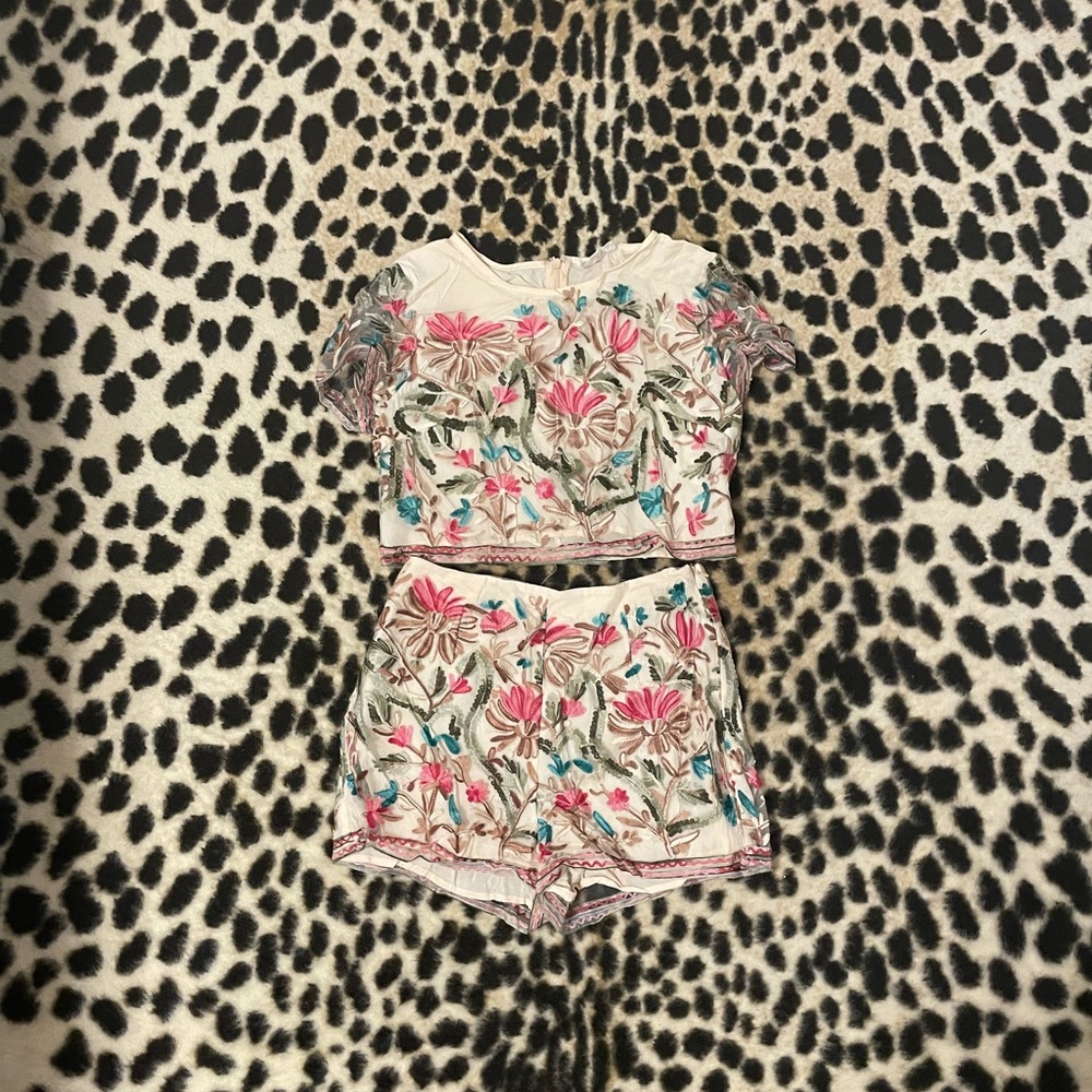 L’atiste Floral Fantasy Two Piece Floral Set